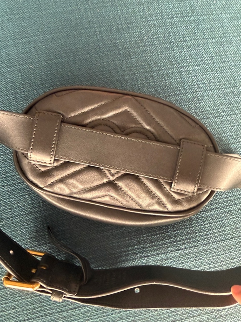 Gucci Black Quilted Leather Belt Bag with Gold Double G - Picture 3 of 12